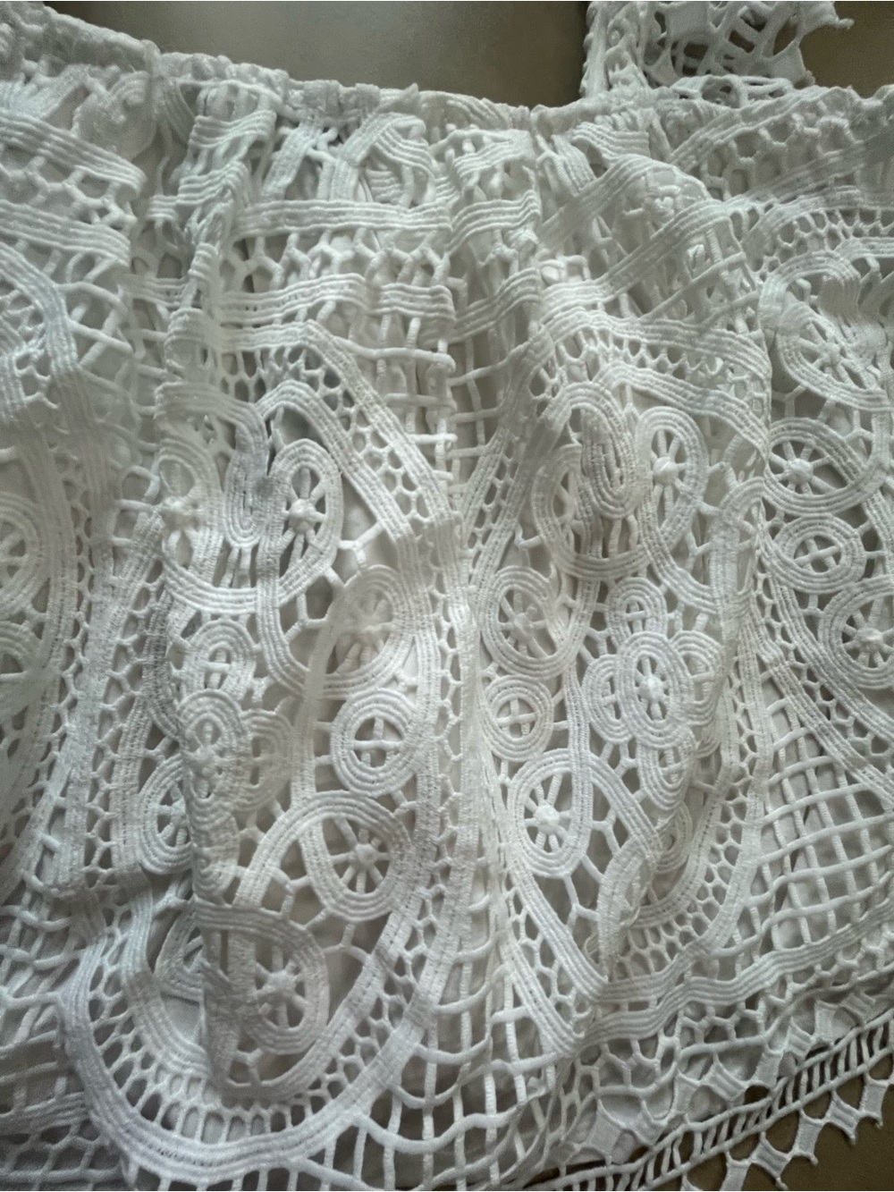 NWT Express White Crochet Lace Boho Ruffled Crop Tank Top Size Small - Picture 4 of 11